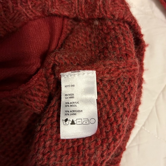 Dark Red/Cinnamon colored Royal Robbins Sweater - Picture 3 of 6
